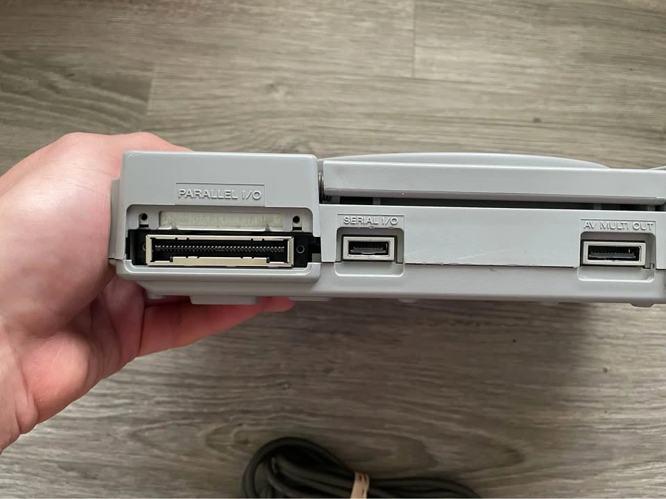 PlayStation 1 console - photo 2