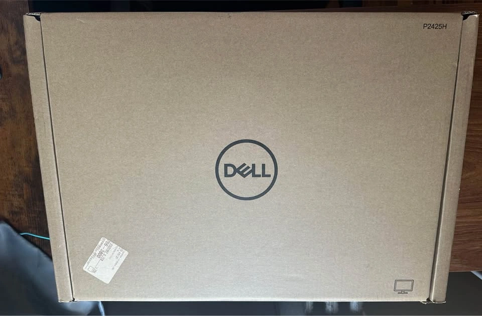 Dell Desk Monitor – Perfect Condition - photo 3