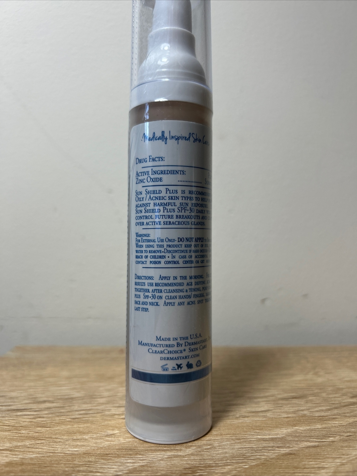 Dermastart ClearChoice Sun Shield Plus Age Defying Acne SPF 30 ( - photo 5