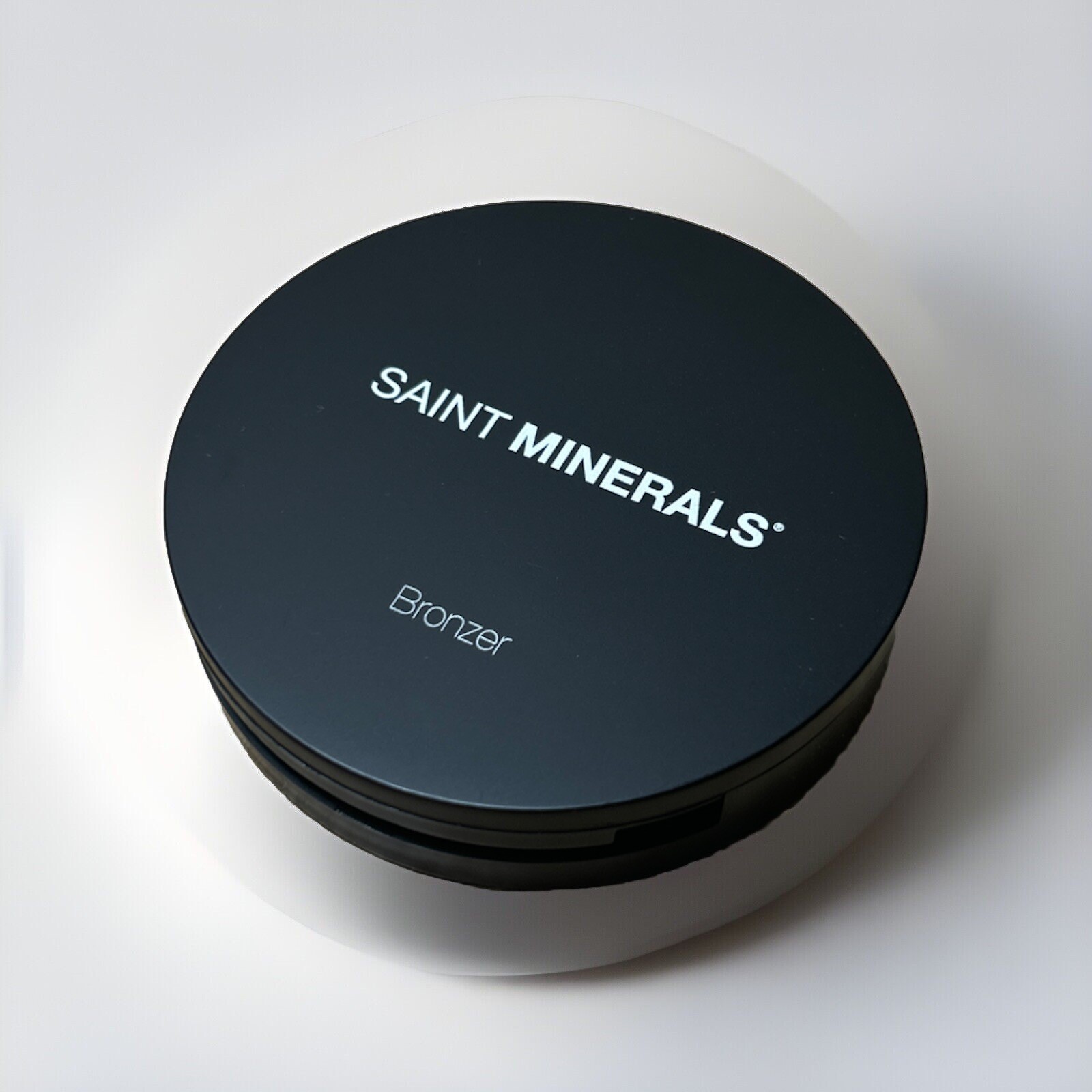 Saint Minerals Pressed Matte Bronzer – Sun-Kissed (8g)