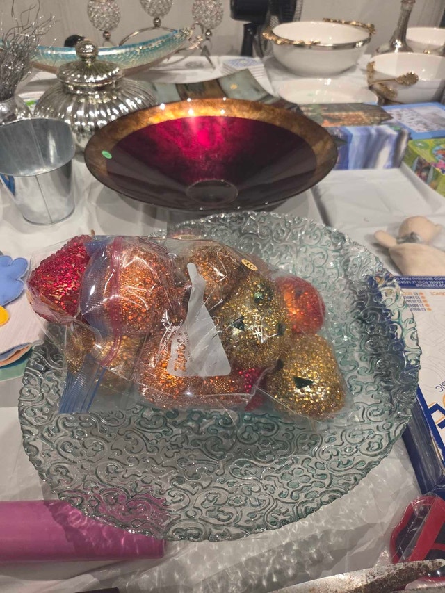 Household Items, kids toys, decors and more - photo 4