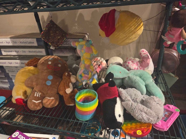 Household Items, kids toys, decors and more - photo 5