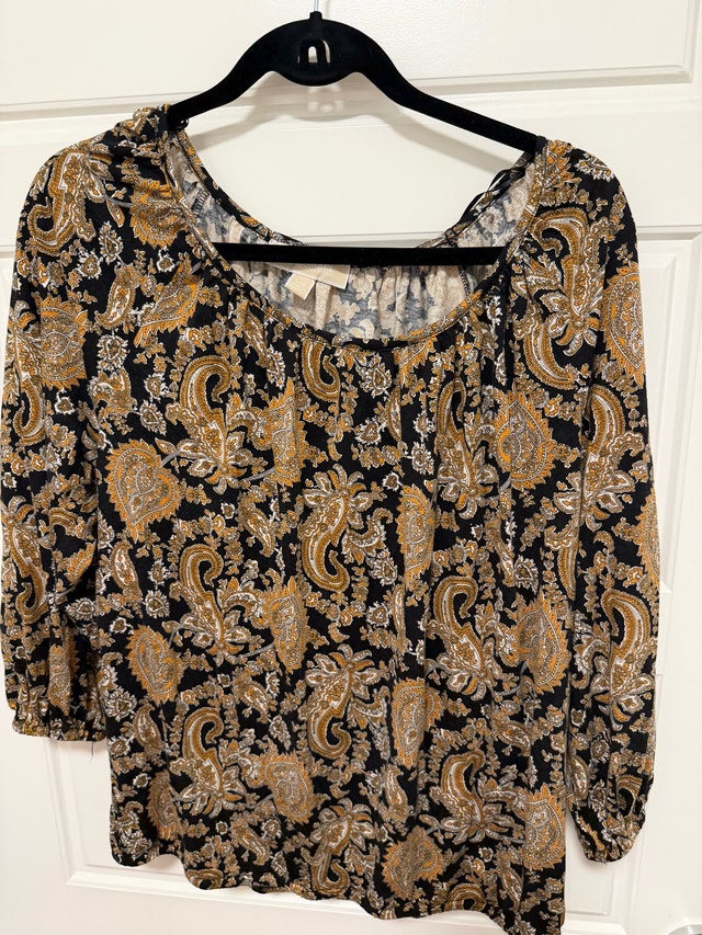 Women’s Clothing Bundle Size L – Dress, Sweaters & Blouses - photo 2