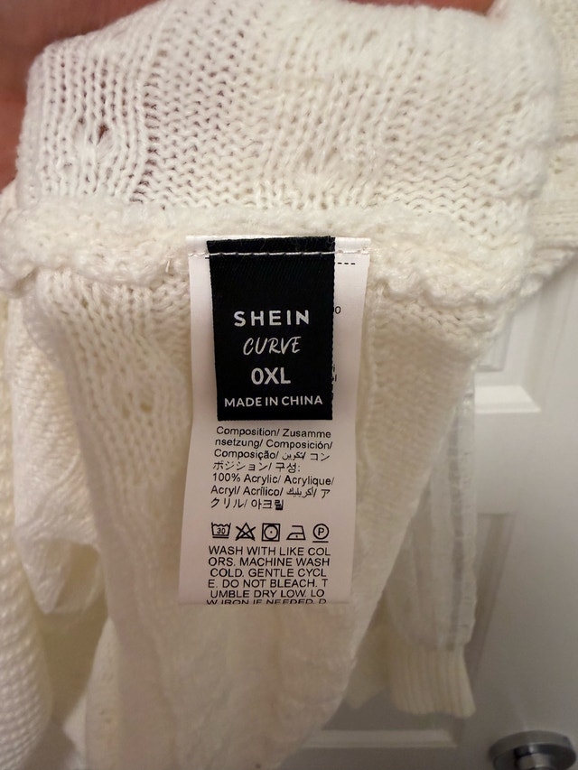 Women’s Clothing Bundle Size L – Dress, Sweaters & Blouses - photo 5