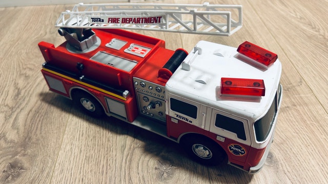 Fun rescue and action toy bundle for kids - photo 4