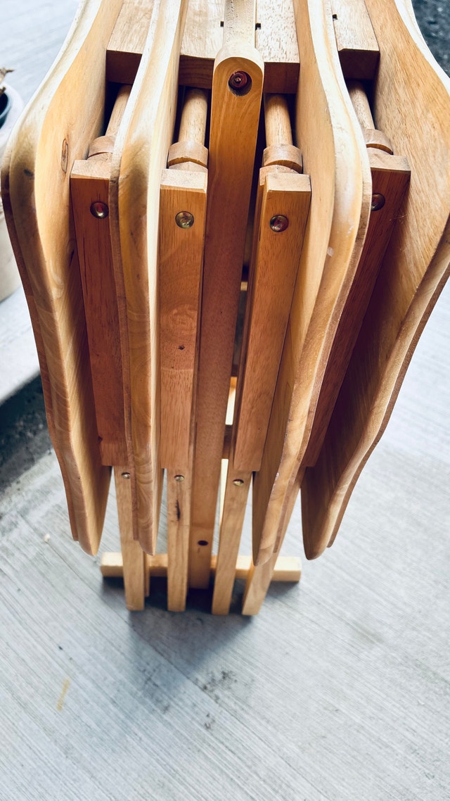 Set of 4 Solid Wood TV Trays / Folding Snack Tables - photo 2