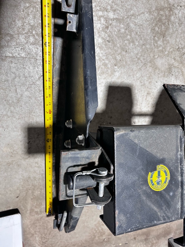 DSP Fifth Wheel Hitch. Used good condition - photo 3
