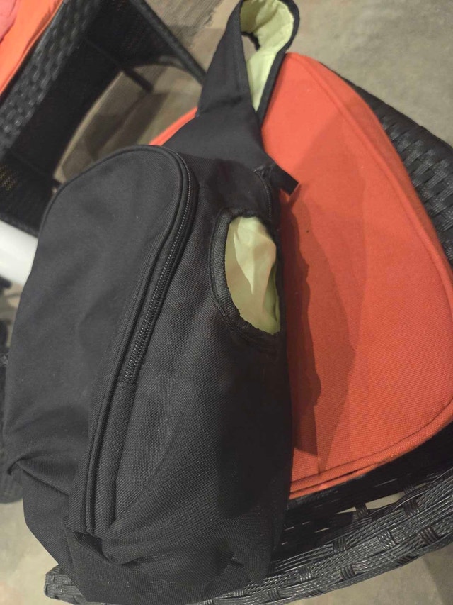 Compact Sling Diaper Bag with changing pad - photo 2
