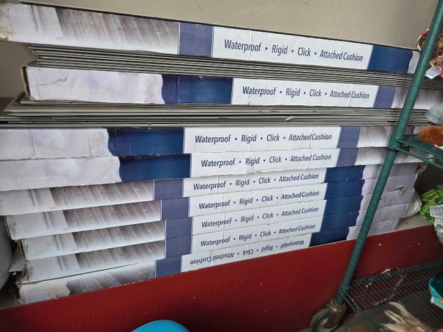 Waterproof Rigid Luxury Floor tiles