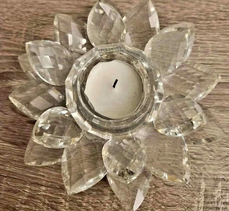 Clear Glass Lotus Candle Holder