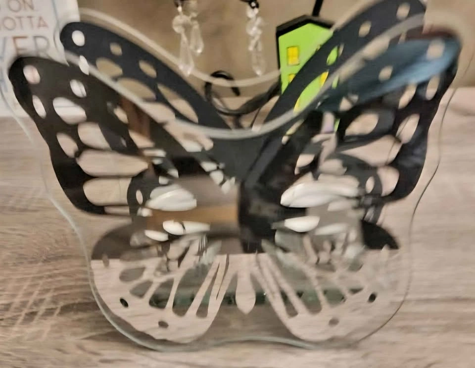 Glass Butterfly Tea Light Candle Holder - photo 2