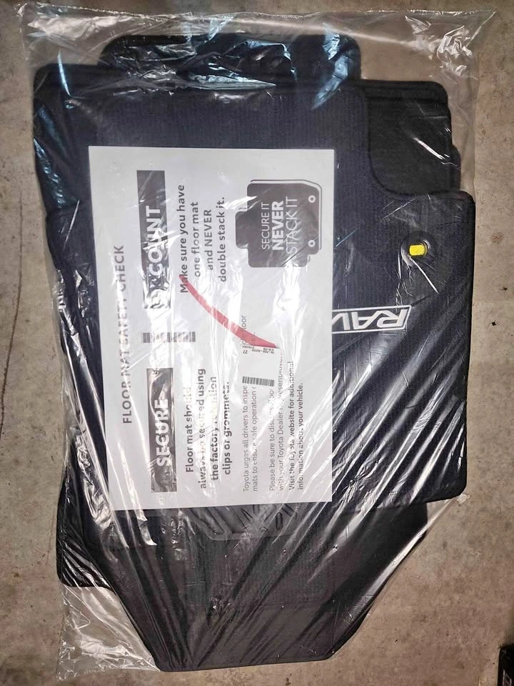 Toyota RAV4 Carpet Floor Mats (2019-2023)