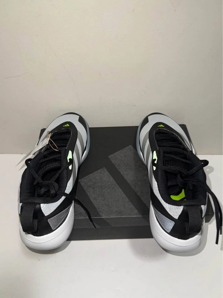 New Adidas Shoes. Size 9.5 & 10 US men. Firm price. - photo 4
