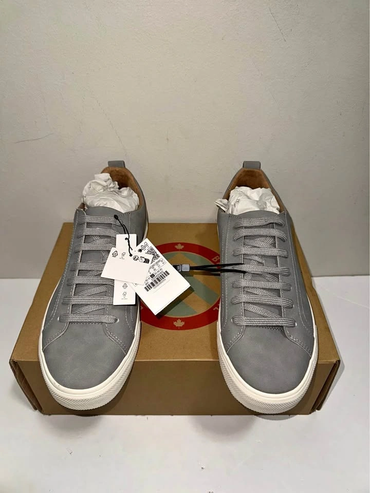 New Zara Shoes. Size 9 US men. Firm price.