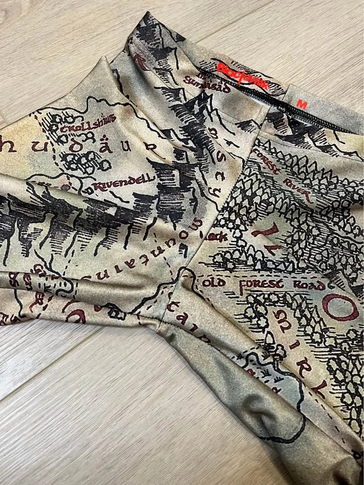 Authentic BLACK MILK Lord of The Rings Leggings - Size M - photo 4