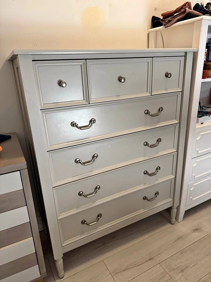 Pottery Barn Kids Blythe 7-Drawer Chest / Dresser - Gray