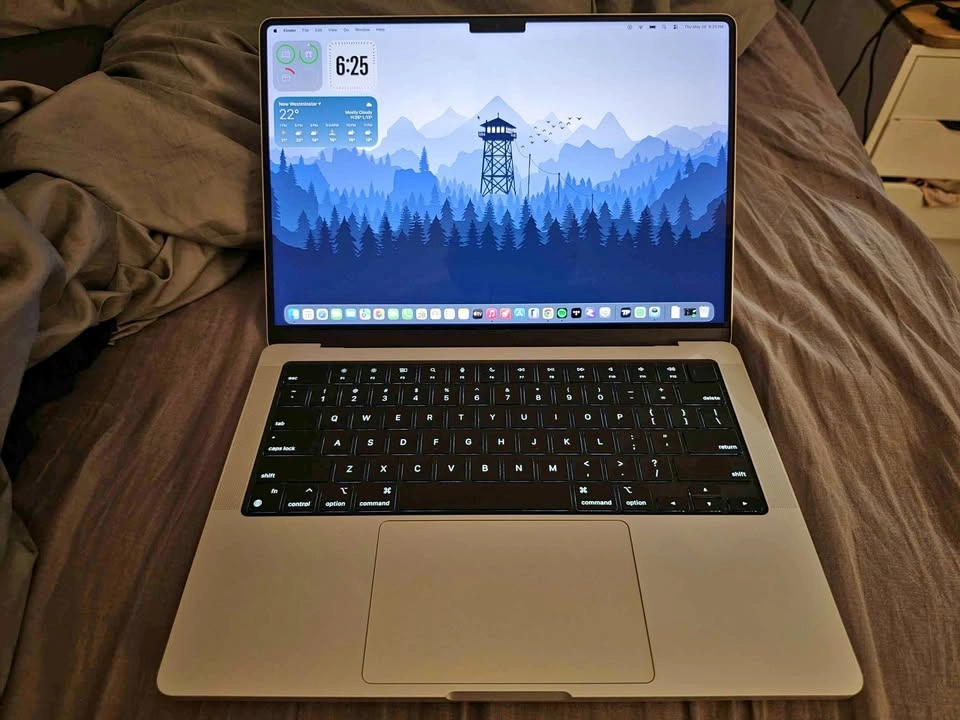 M3 Pro MacBook Pro 14in TRADES