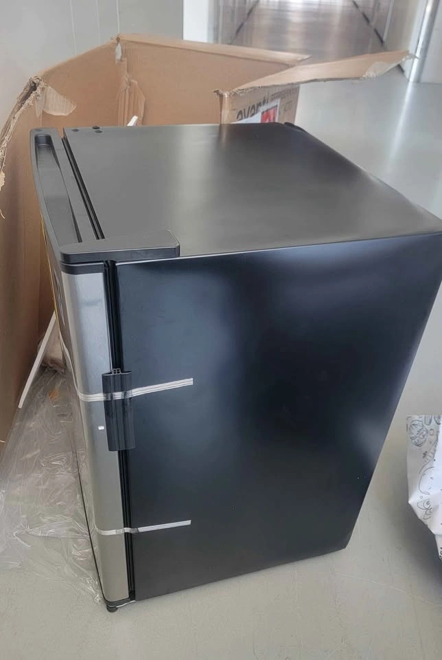 Avanti Fridge - New, Scratch & Dent - photo 2