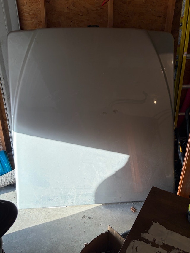 LEER Fiberglass Tonneau Cover for Dodge Dakota (97-04)