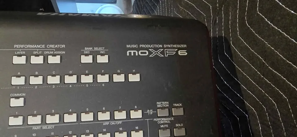 Yamaha MOXF6 image indicator(6)