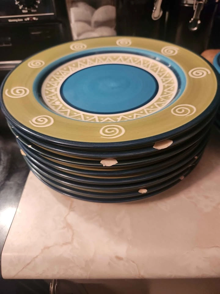 Colorful Patterned Dinnerware Set - photo 2
