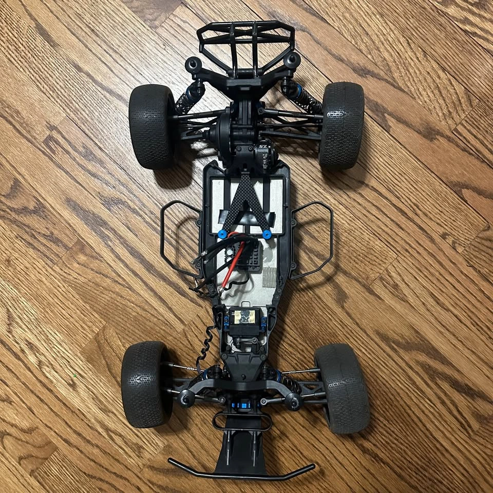 Team Associated Sc5M Short Course RC Truck - photo 5