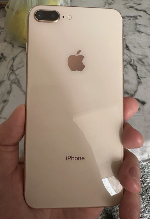Apple iPhone 8 Plus - 64GB Unlocked - photo 2