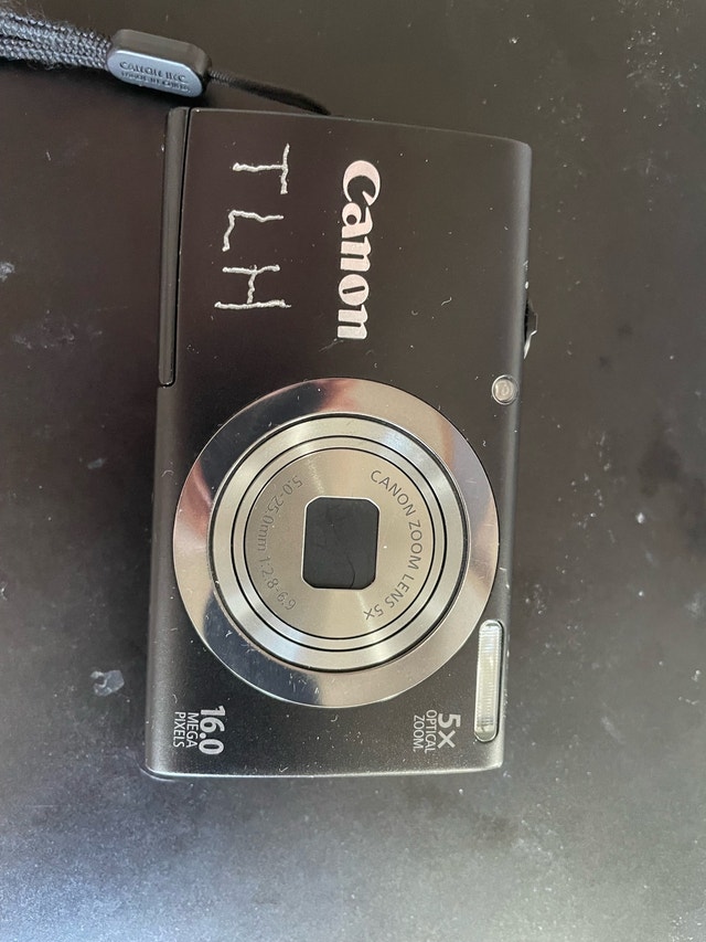 Canon PowerShot A2300 HD 16.0MP 5x Optical Zoom
