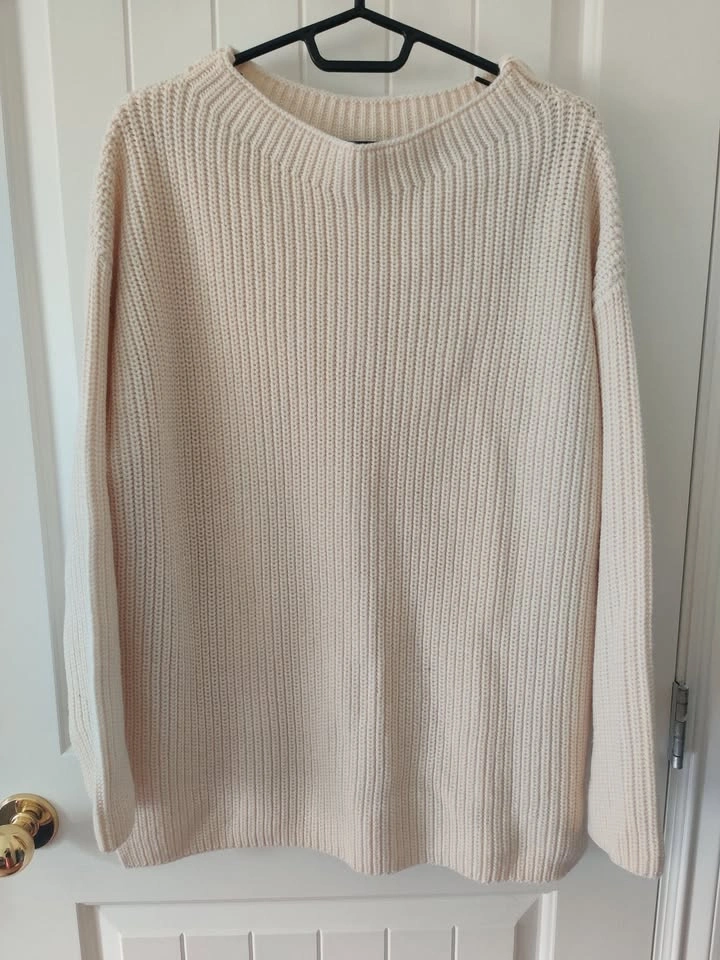 Zara Cream Knitted Sweater - Size Medium