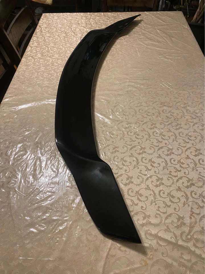 Mercedes spoiler black - photo 2