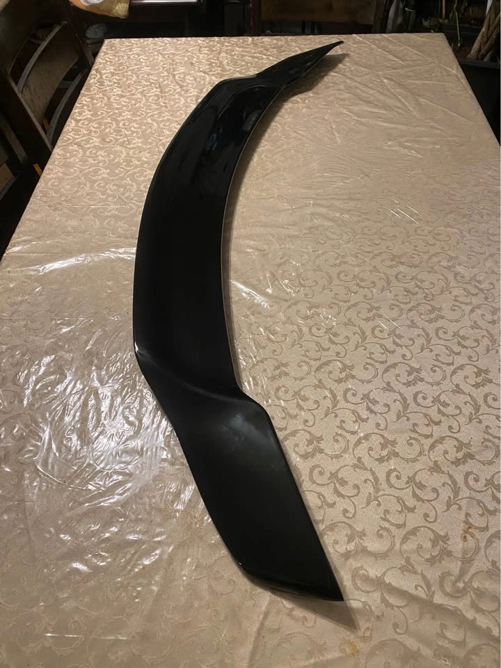 Mercedes spoiler black - photo 5