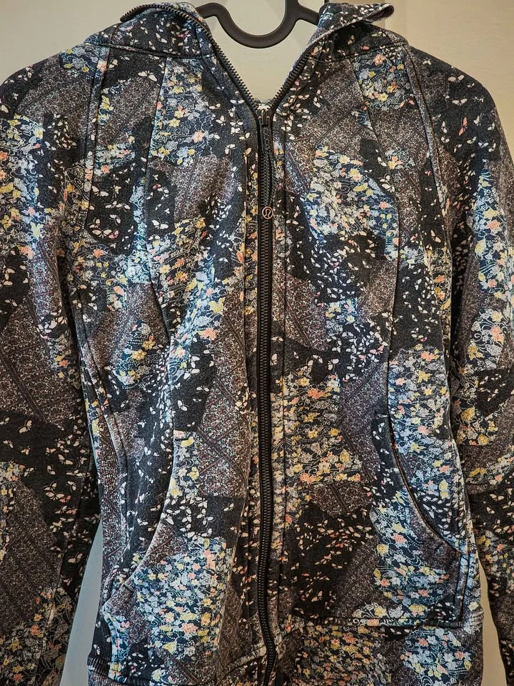Lululemon Scuba Hoodie Light Cotton Fleece - Rare Assemblage Alp - photo 2