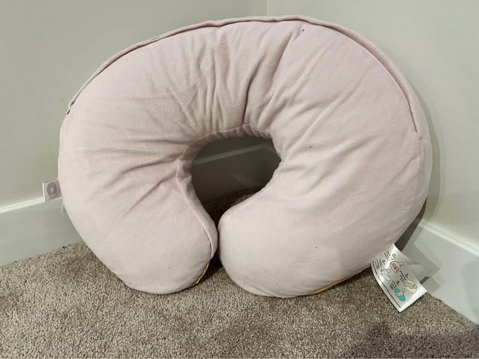 BOPPY Luxe Feeding and Baby Infant Support Pillow - photo 4