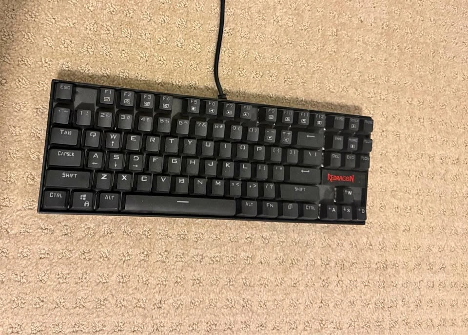 Redragon k552 mechanical gaming keyboard