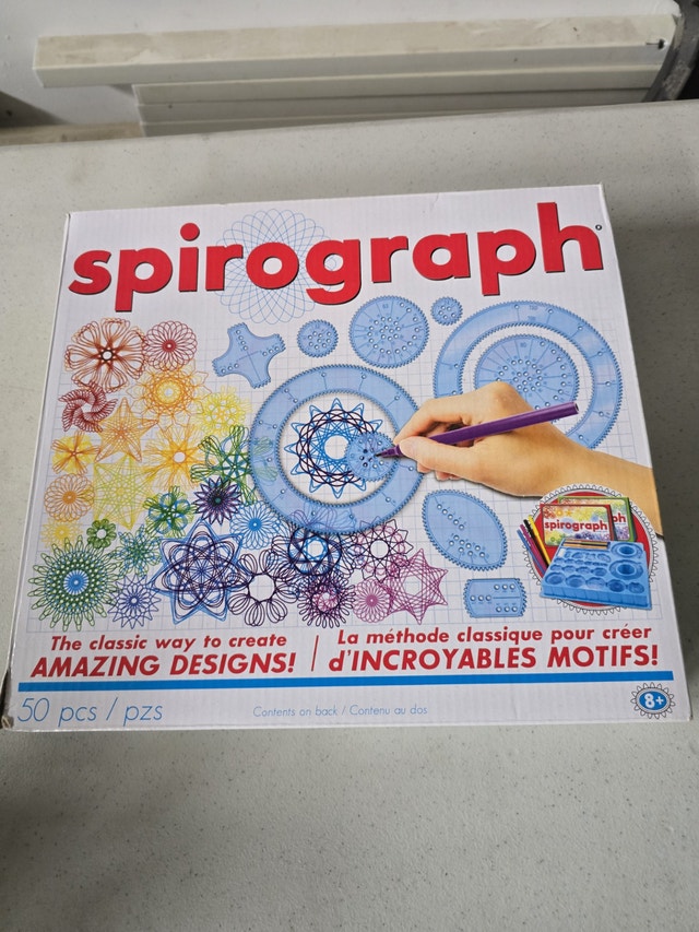 Brand new kids spinograph set
