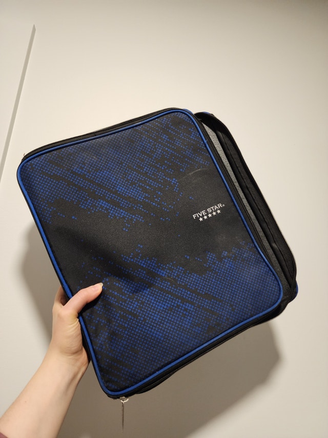 School binder in good condition
