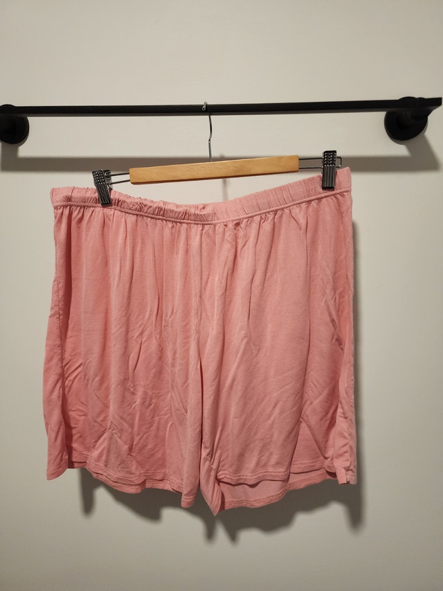 Womens size L sleep or loungewear $2 each bamboo-like feel - photo 2