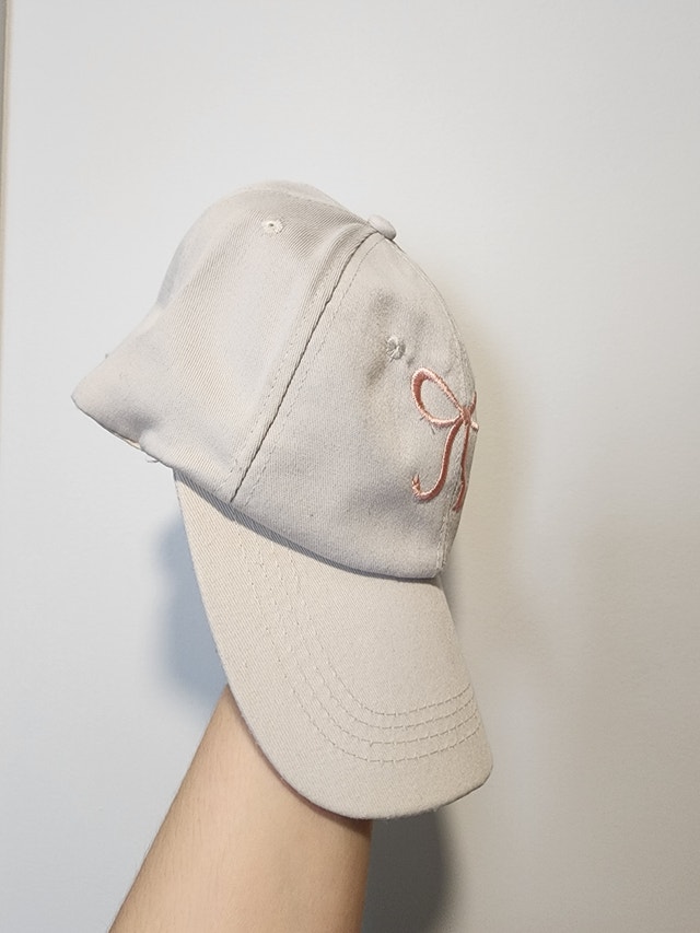 Youth hat in excellent condition - photo 2