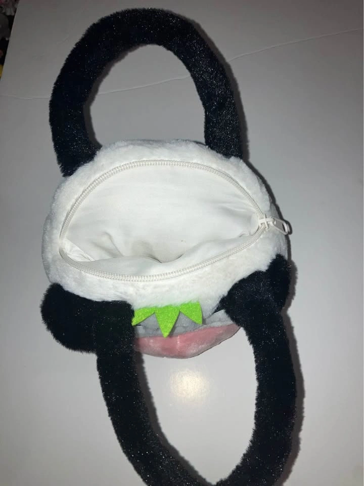Kirby Panda Face Plush Handbag - photo 2