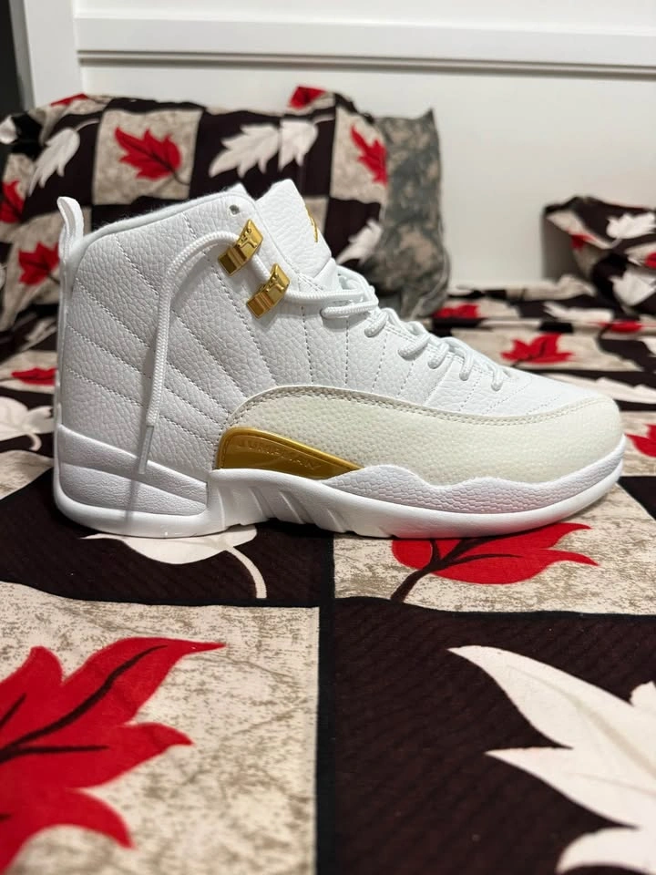 Air Jordan Retro 12 OVO White (Negotiable) - photo 2