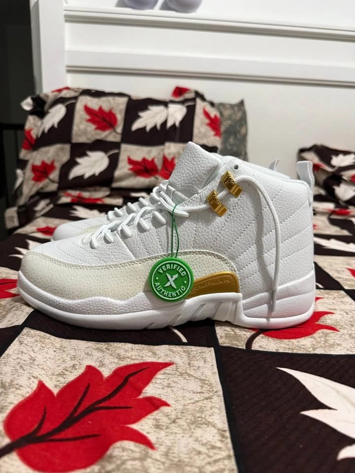 Air Jordan Retro 12 OVO White (Negotiable) - photo 3