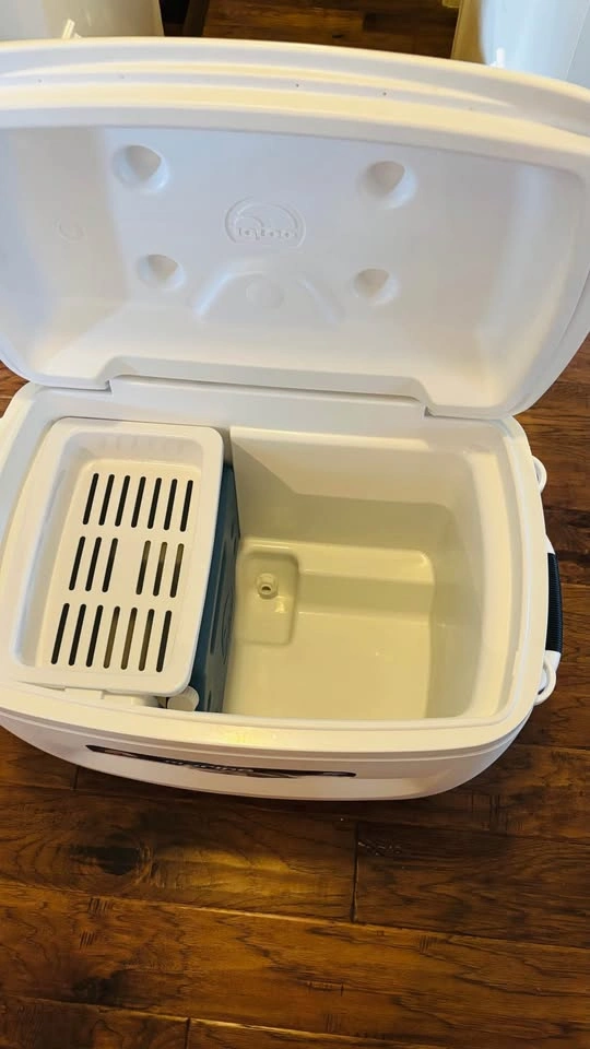 Igloo Marine Breeze Ultra Roller Cooler 50 qt - photo 5