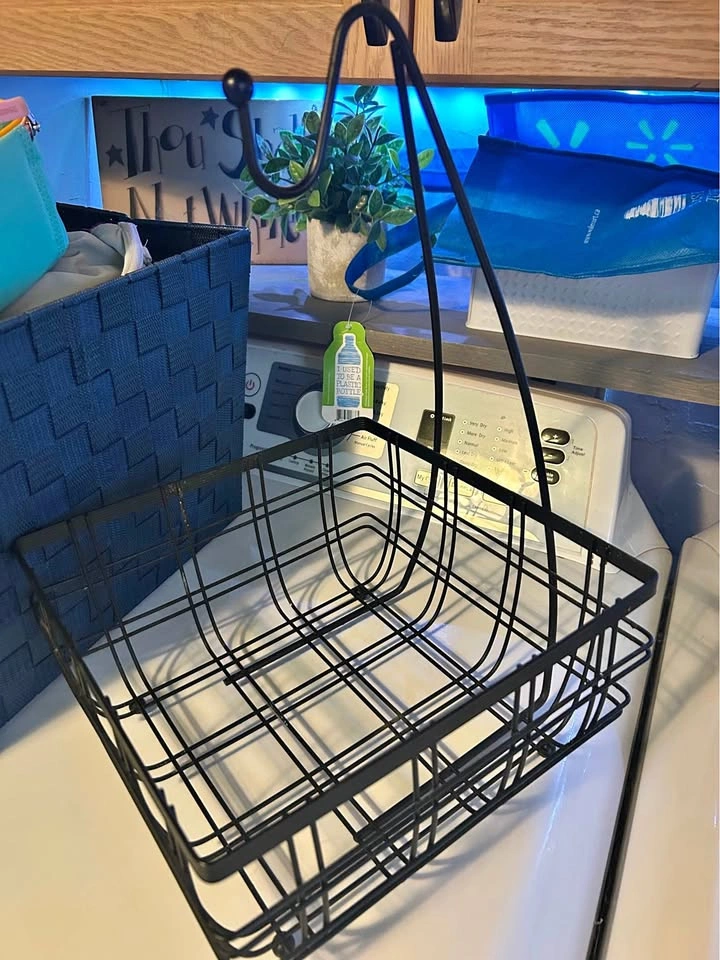 Black Wire Fruit Basket with Banana Hanger