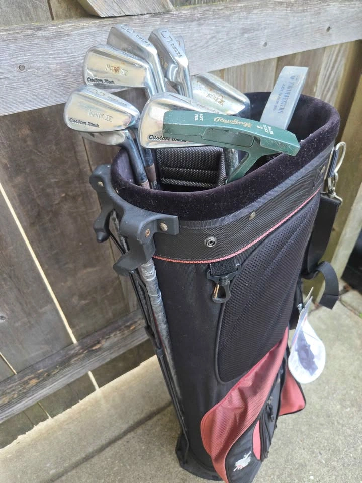 Knight Crusader Golf Stand Bag, Clubs, and Balls - photo 5