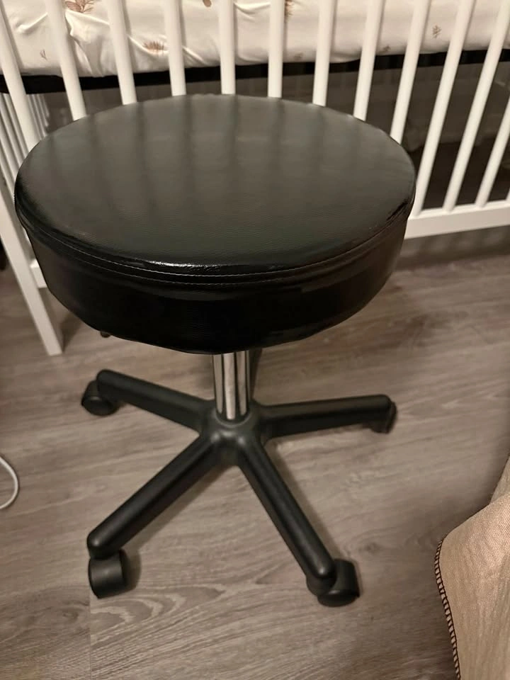 KUNOVA Adjustable Rolling Stool - Black
