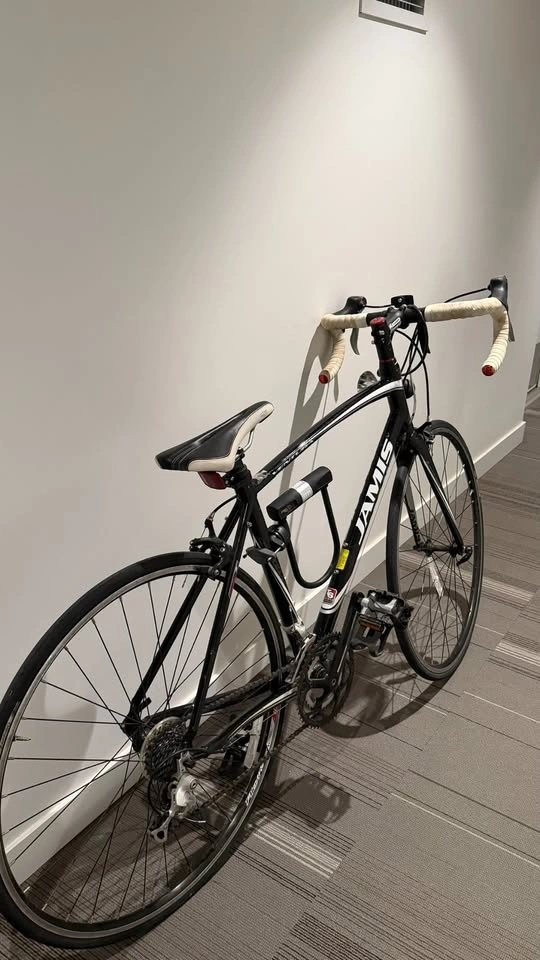 Jamis Ventura Road Bike 54cm | Shimano Tiagra | Lightweight Alum - photo 3