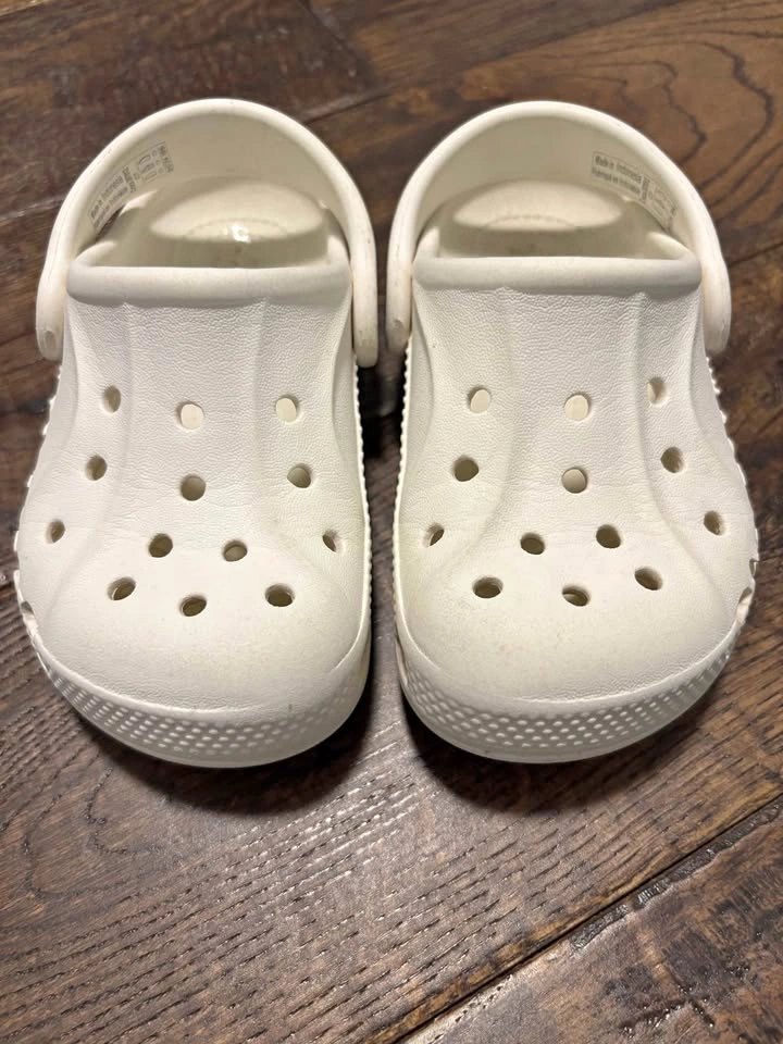 Crocs Bay clogs in white