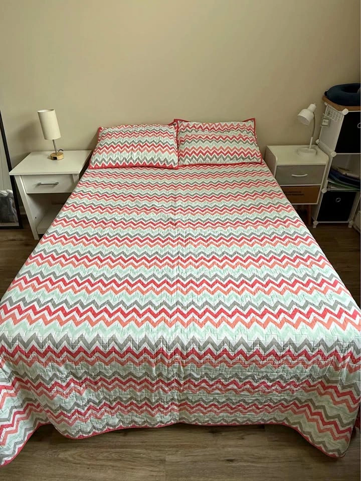 Full/Queen Reversible Quilt