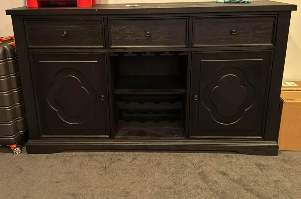 Dresser/Sideboard