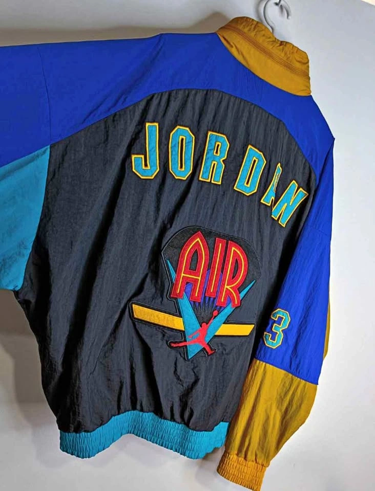 Retro Nike Air Jordan Windbreaker